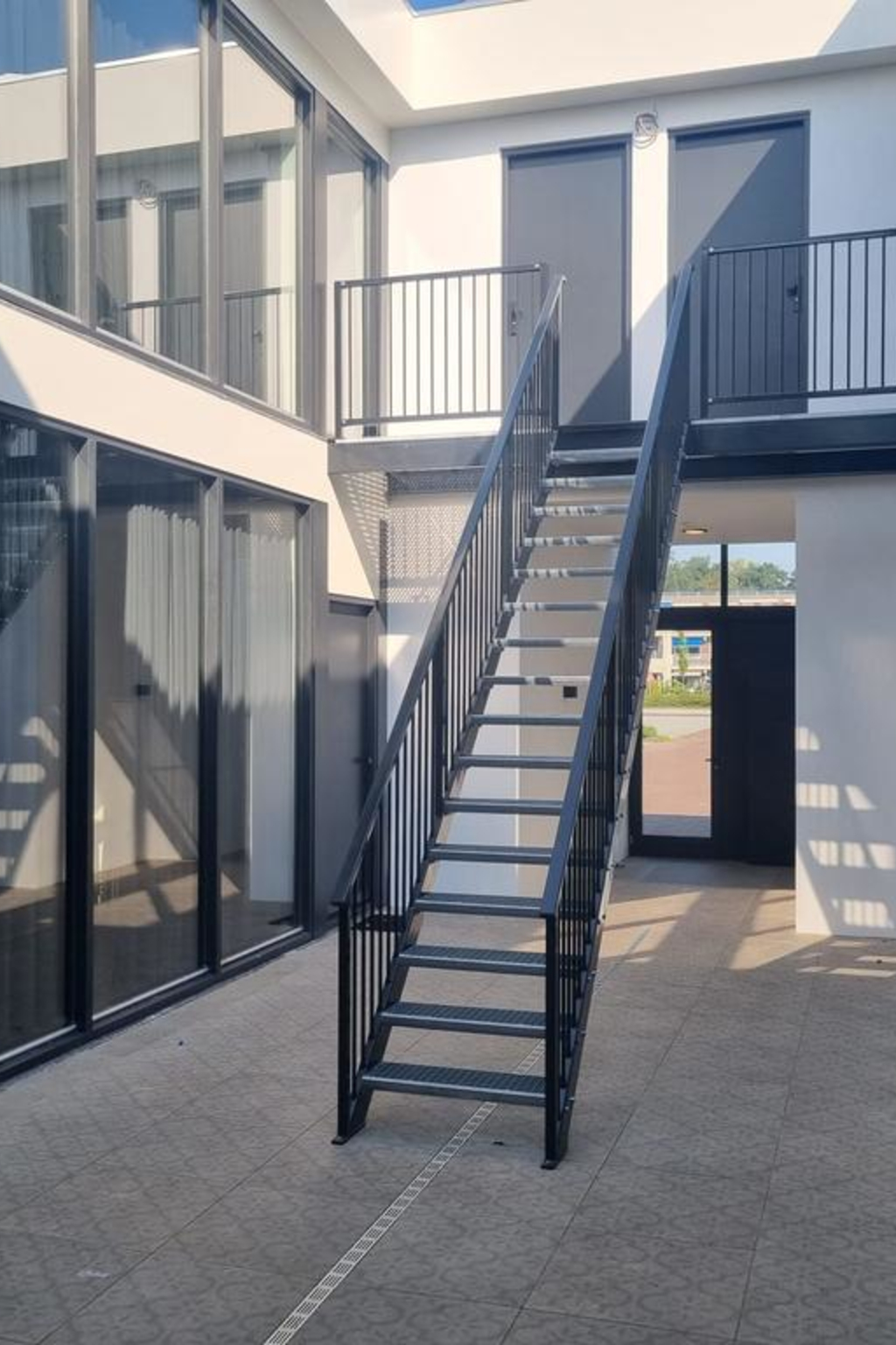 Herbestemmen winkelpand tot wooncomplex in Drachten